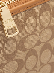 SoHo Carryall Tote RW0034